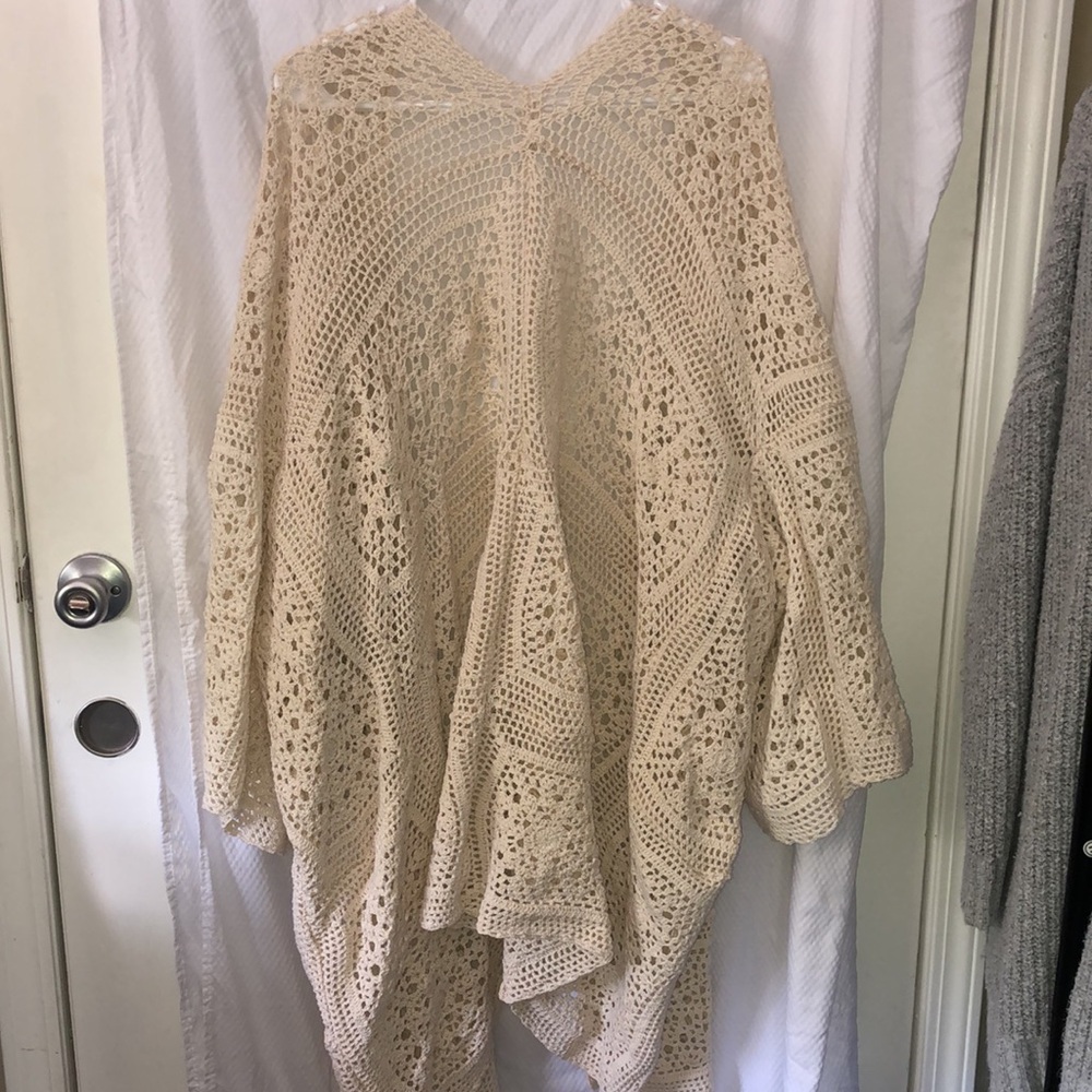 NWT Crochet Doily Cardigan in Cream HMWLBM fits up to a 5X Womens Long Cardigan - Picture 2 of 7
